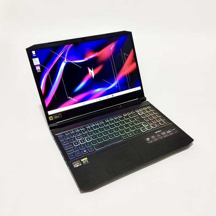 Acer Nitro 5/144Hz 15.6”/RTX 3070 8GB/Ryzen 7 5800H/16GB/1TB NVMe/RGB