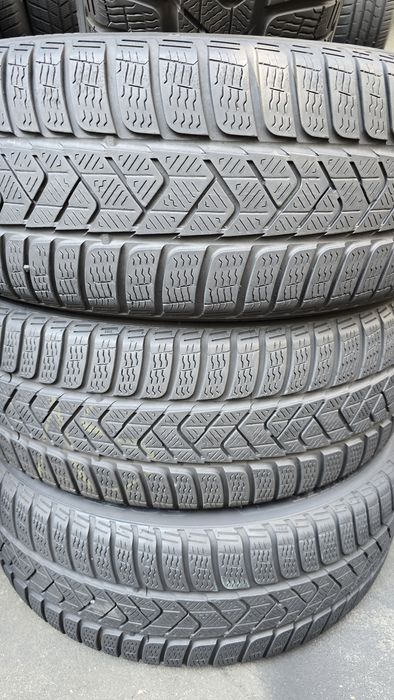 4 anvelope iarnă Pirelli 225/55/18 -6 mm