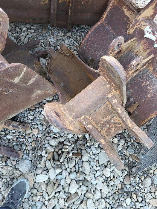 Dezmembrez buldoexcavator case 580sle