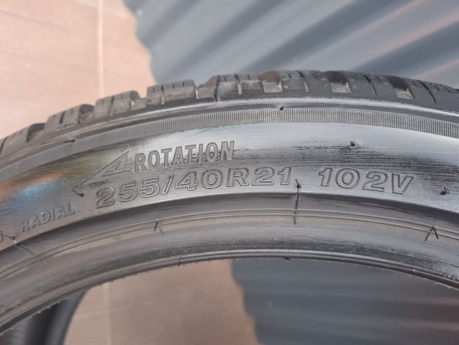 255/40/21 Bridgestone Зимни гуми