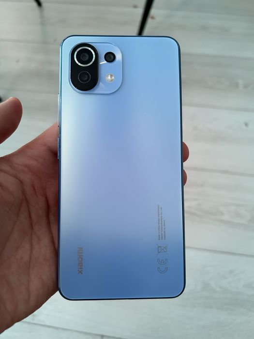 Продам телефон xiaomi mi 11 lite
