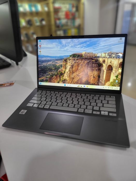 Ультрабук ASUS ZenBook 14" IPS/i5-10210U/8192/SSD 256/РАССРОЧКА