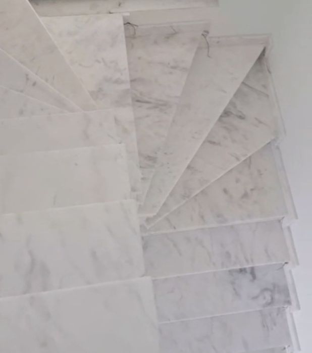 Glafuri, blaturi, trepte, pardoseli din marmură și granit la comanda