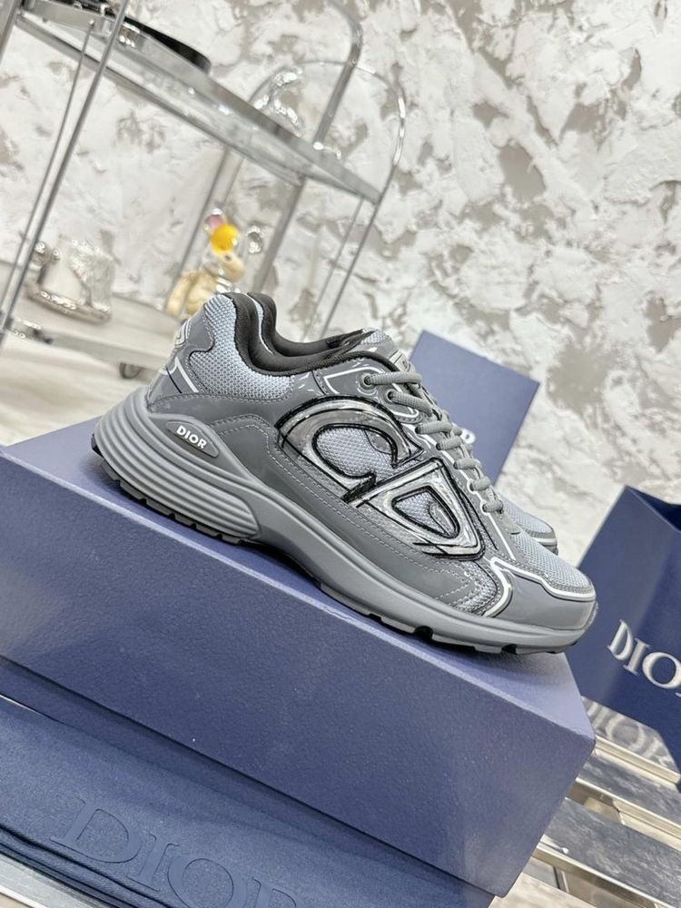 Сникърси Dior B30