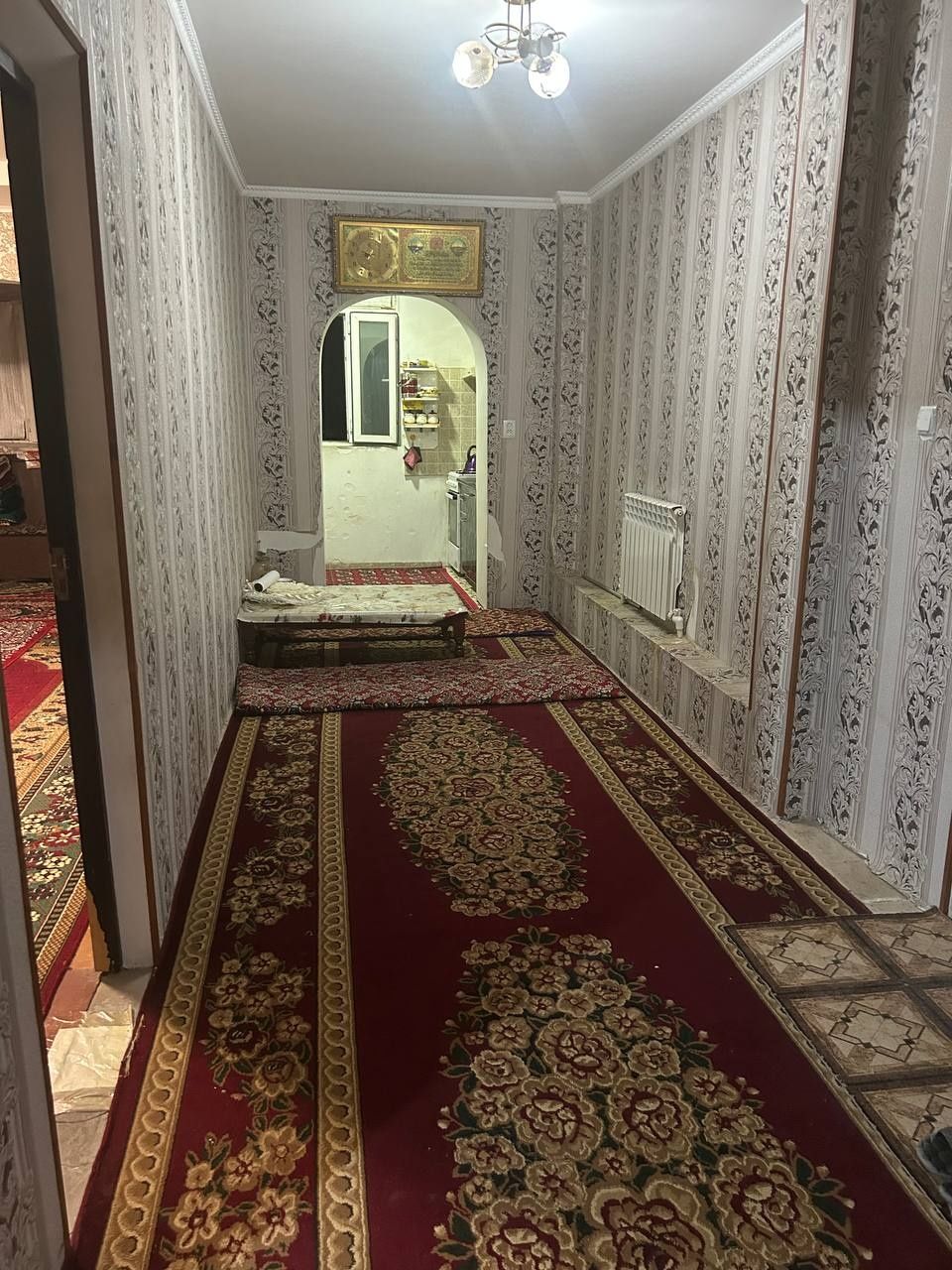 Urganch shahrida 2 xonali kvartira barcha jihozlari bilan sotiladi