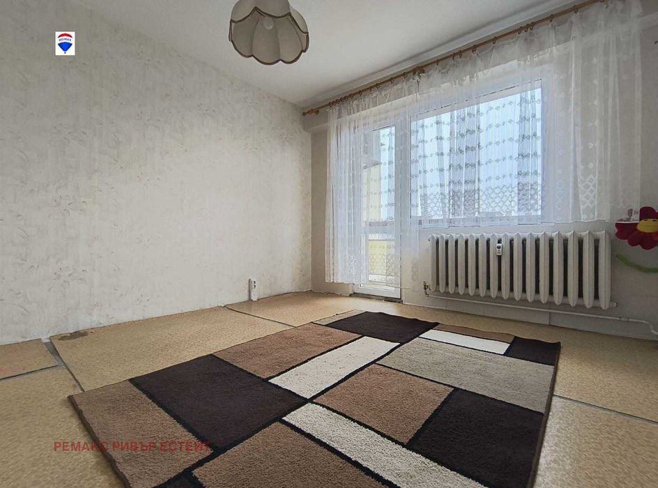 Продава се Тристаен апартамент в Русе, Здравец Север 2 - 79 кв.м за 1138 €/кв.м - Снимка #3