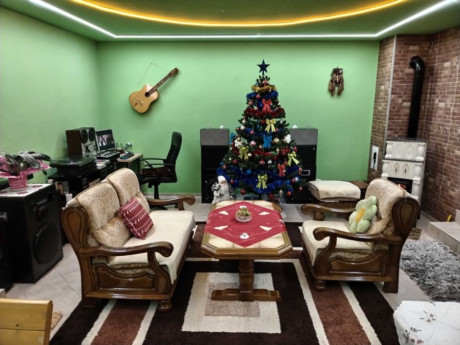 Casa la tara jud. Arad