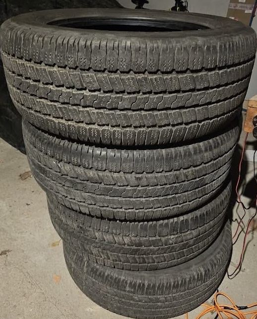 4бр. всесезонни гуми 265 60 18 Goodyear