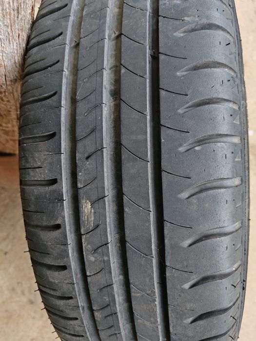 Vând 4 roti de vara