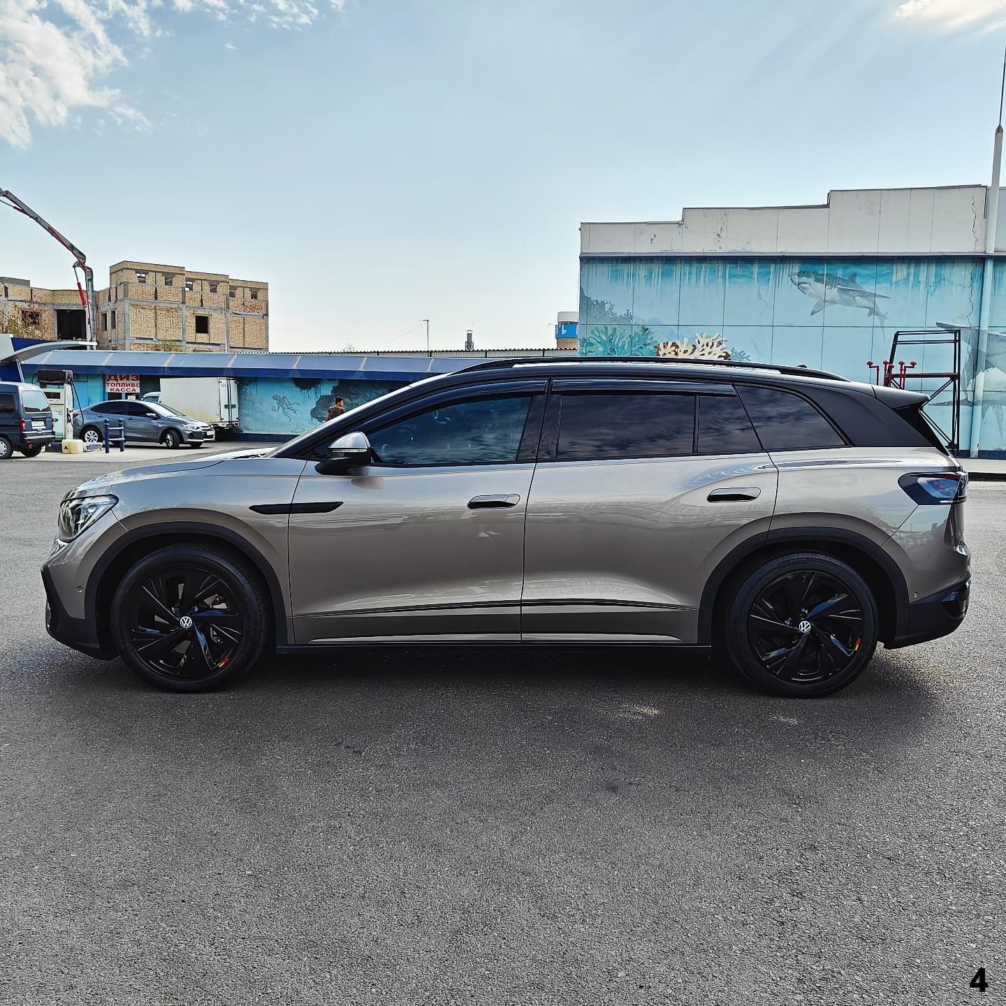 Volkswagen ID6 Pro Crozz, 2022, в идеальном состоянии