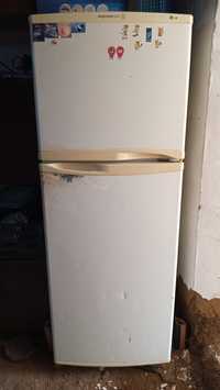 Холодильник LG holodilnik