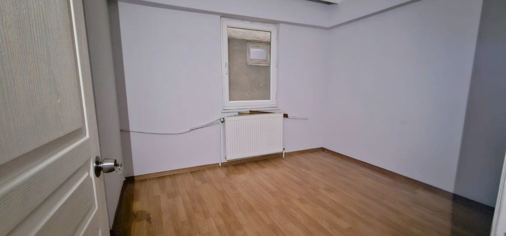 Апартамент с 3 спални в центъра на Текирдаг