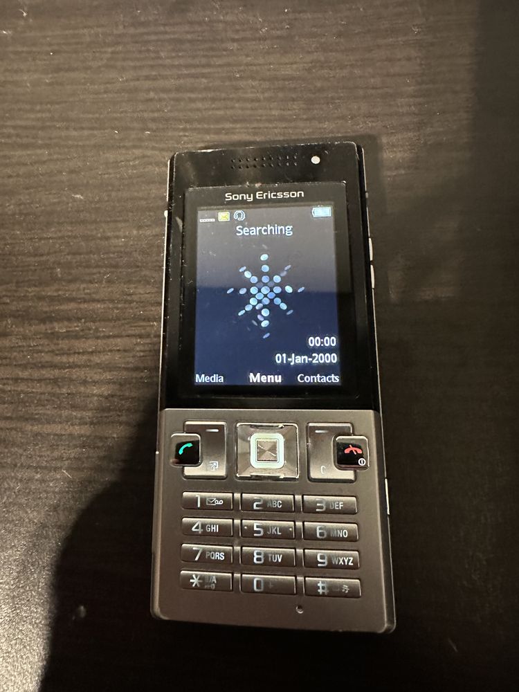 Vand telefon Sony Ecricsson T700 colectie rar