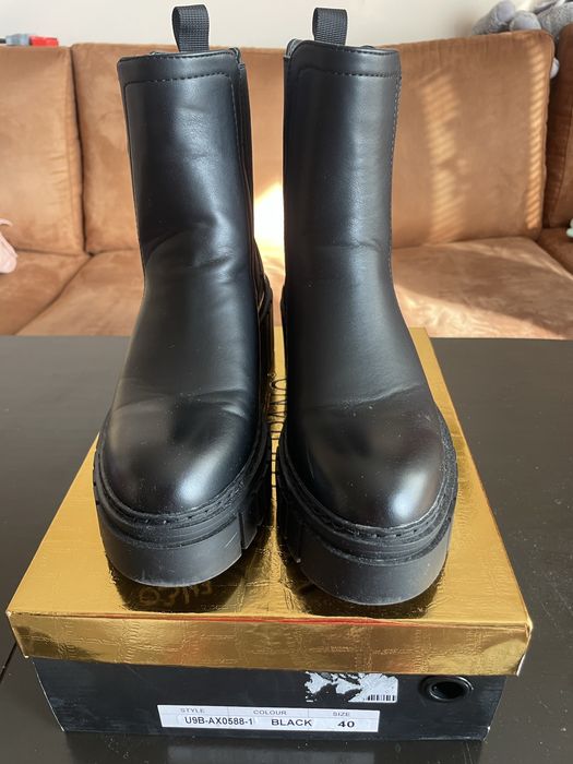 Зимни черни боти