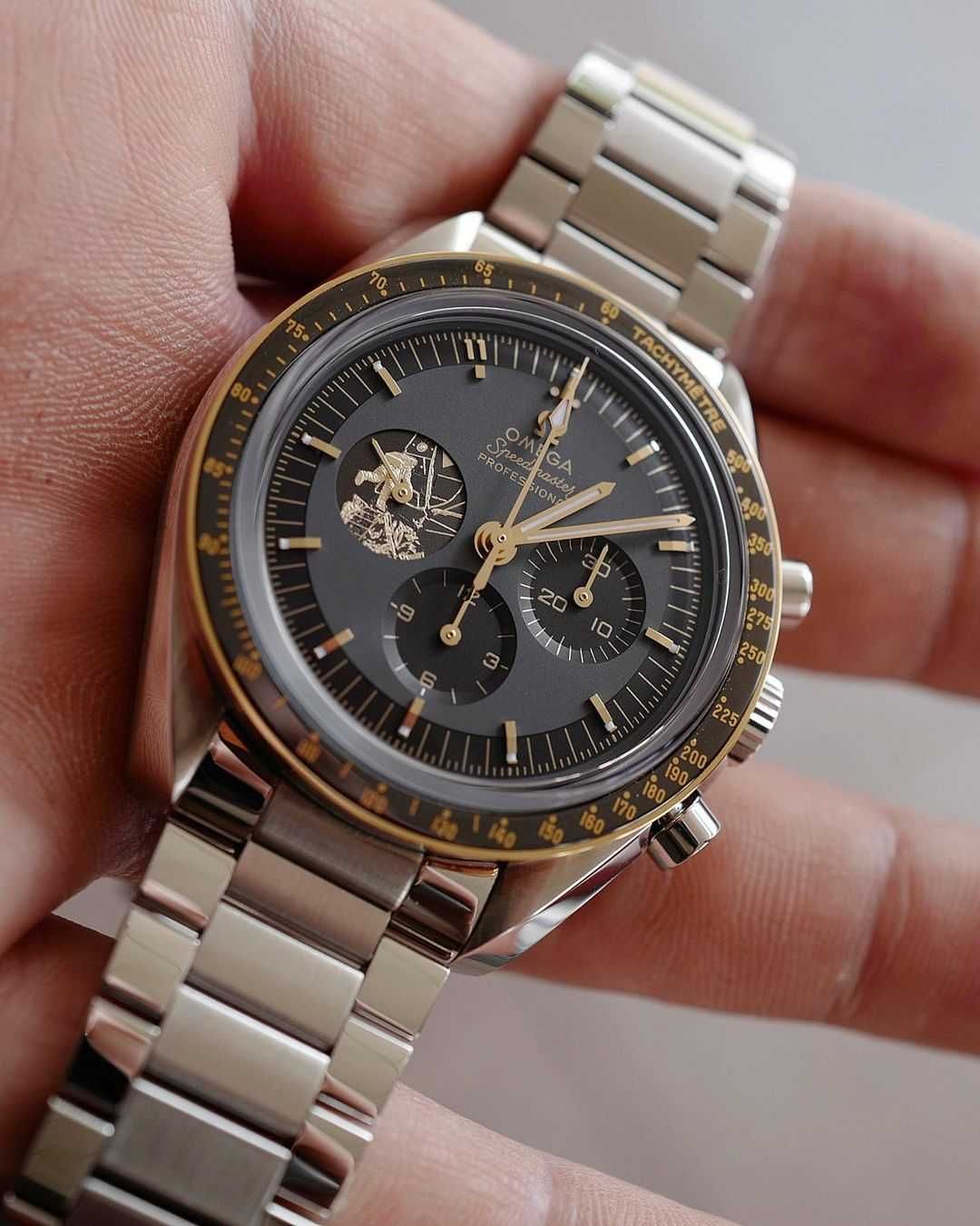 Часовници OMEGA Seamaster Apollo