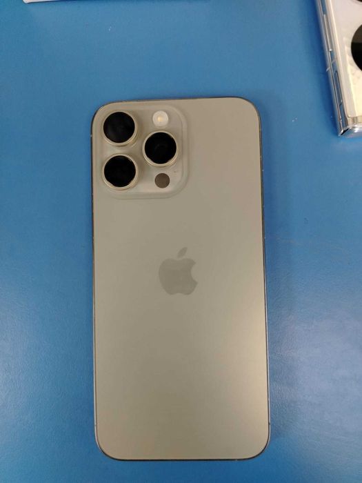 iPhone 15 Pro Max 256GB - Promoție limitată!