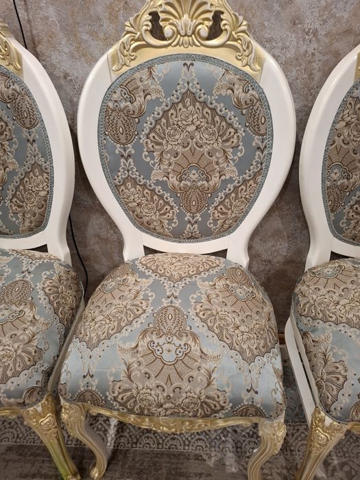 Стулья для гостиной