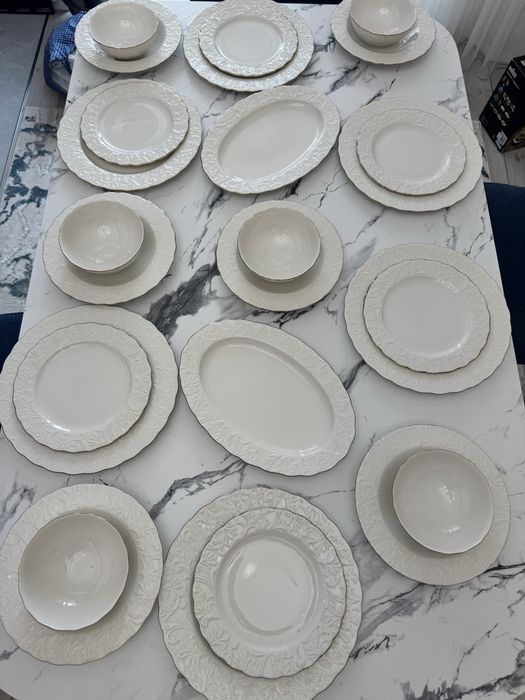 Продается набор посуды на 6 персон