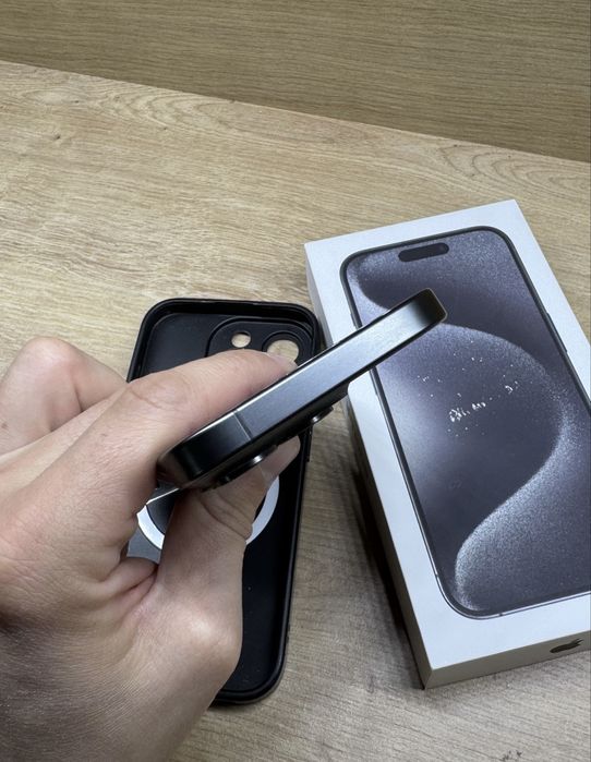 vand iPhone 15 Pro 256Gb Black titanium 97%