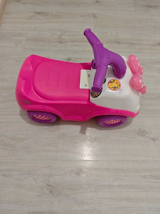 Masinuta Minnie Mouse