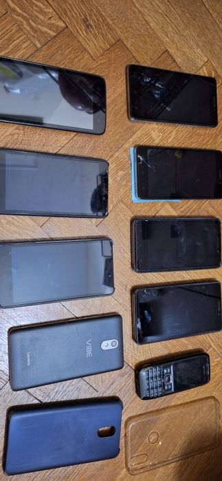 Мобилни телефони