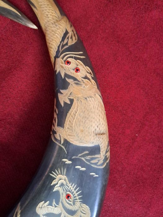 coarne de bivol sculptate