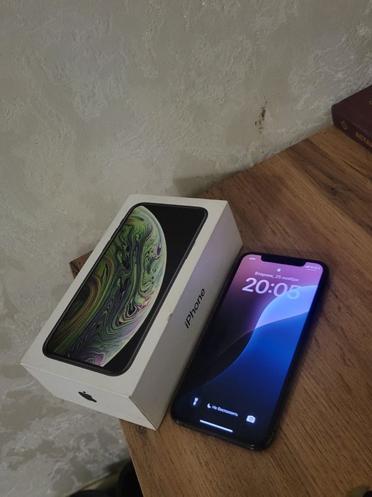 Продается Айфон Хс 64гб