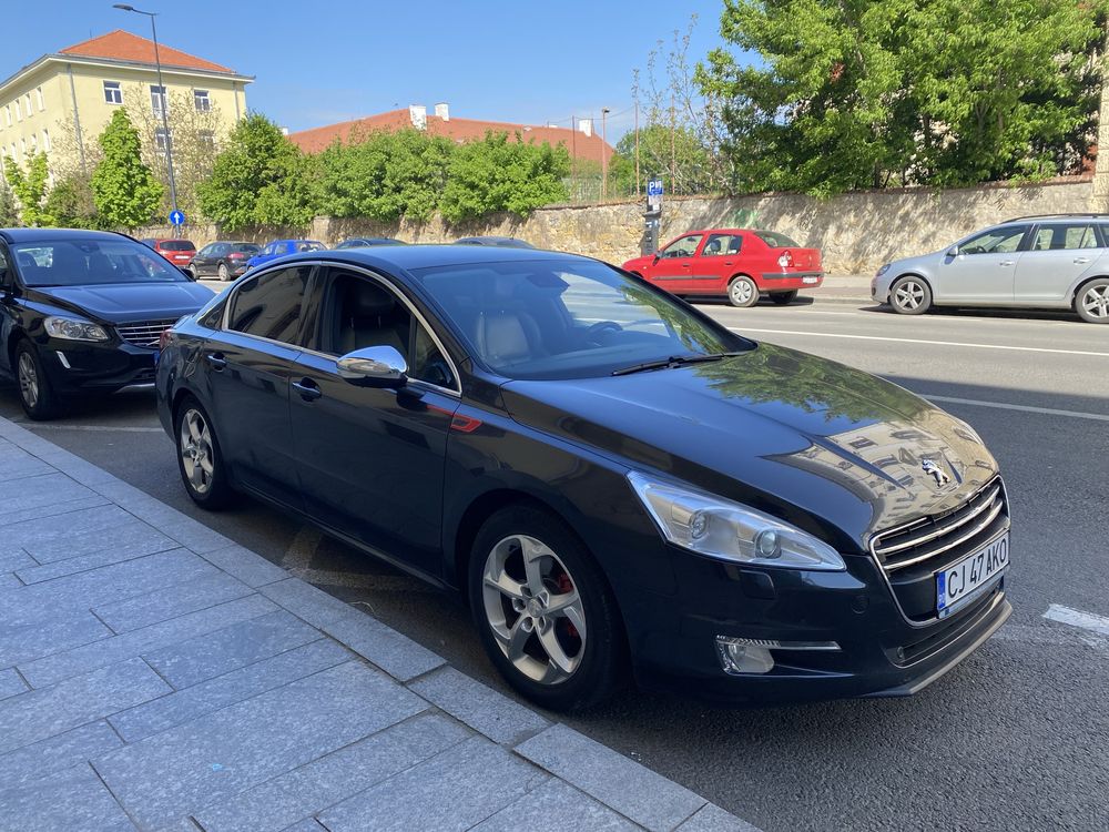 mașină 2013 peugeot 508 hybrid