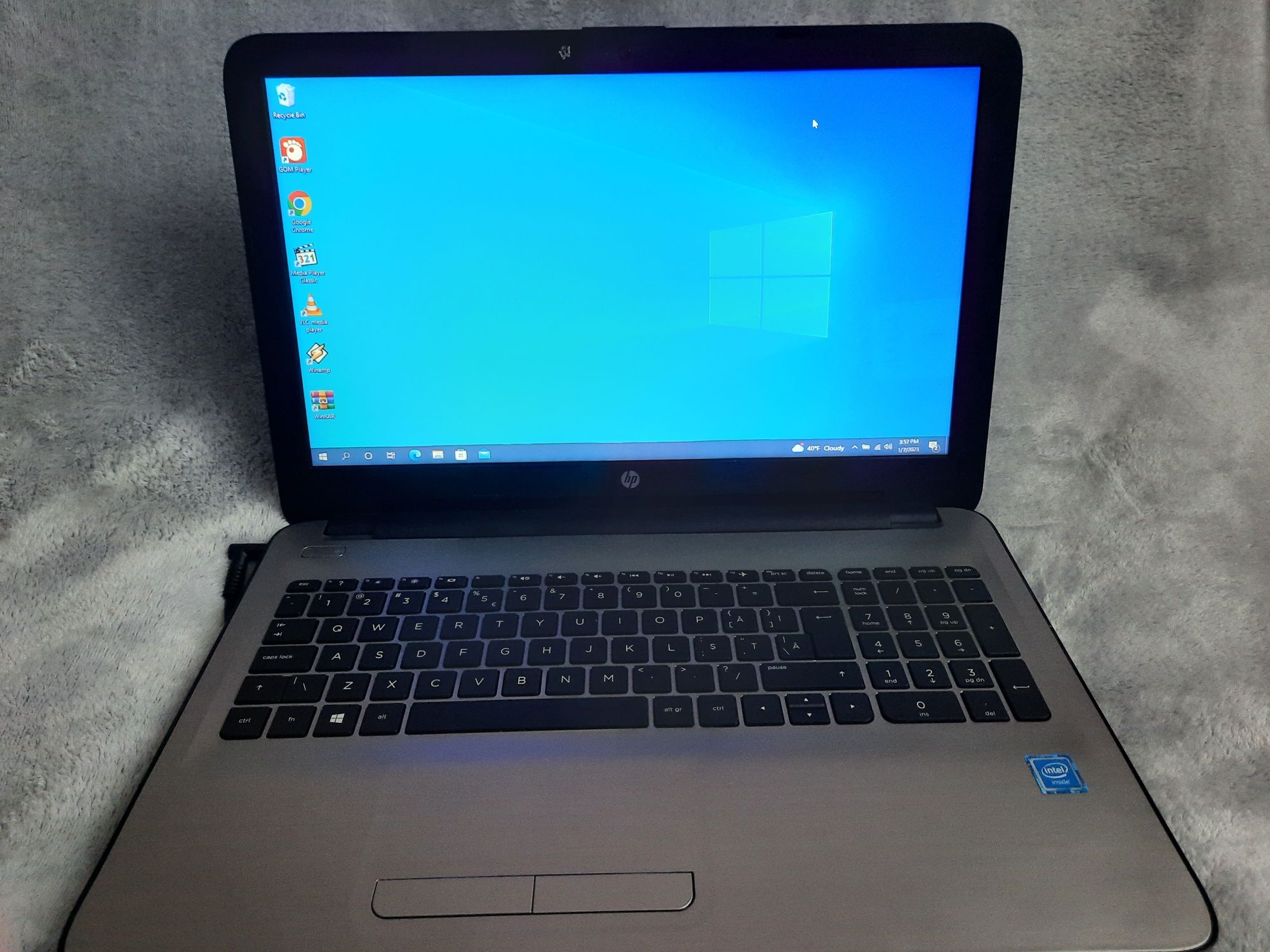 Laptop HP Pavilion W8Z40EA