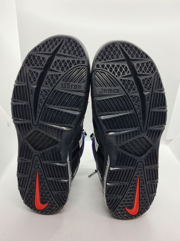 Nike Zoom Lebron III QS DO9354-001 nr. 40