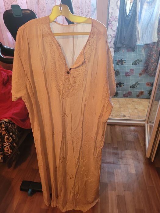 Продавам две  рокли