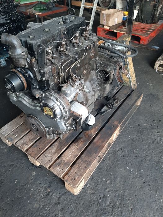 Vand motor Perkins și cutie Balkancar