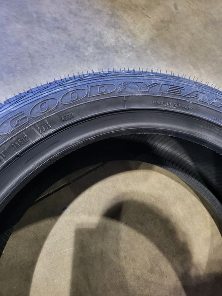 255/45/20 GOODYEAR 4бр