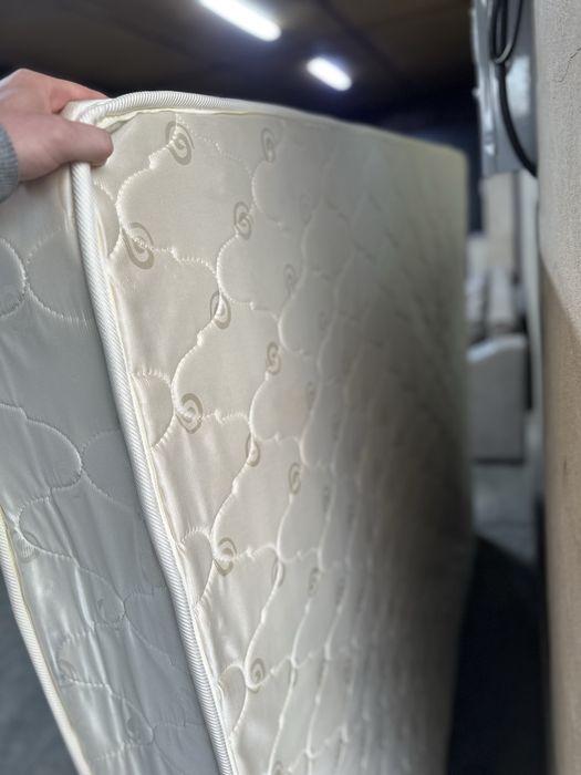 Матрас почти как новый