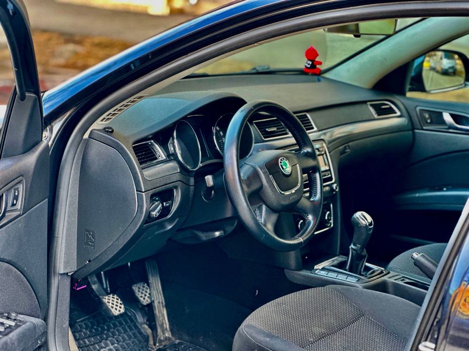 Skoda superb 2012 1.4tsi 160 cp