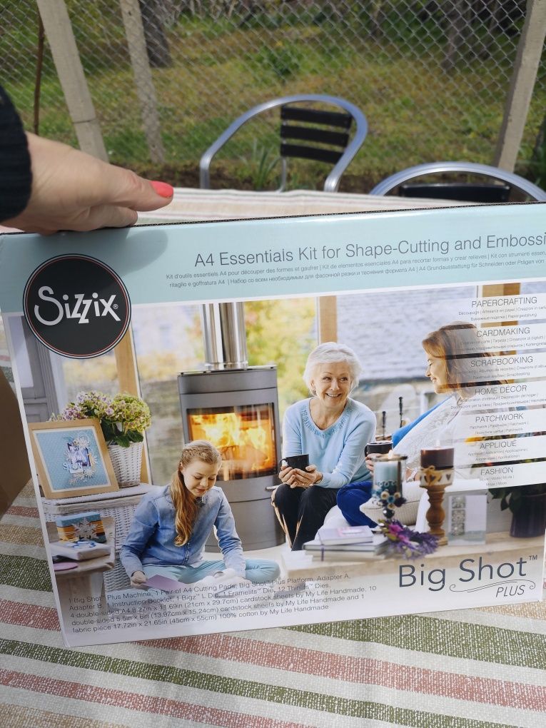 Машина за изрязване sizzix А4-430лв