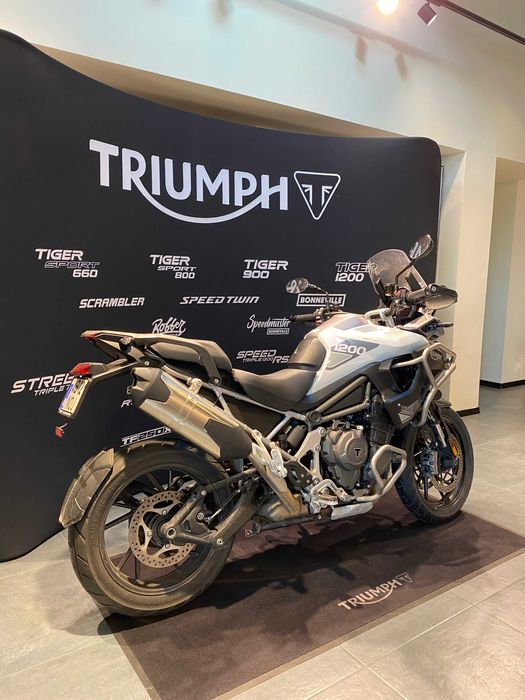 Motocicleta Triumph Tiger 1200 GT Pro 2024 Second | Rate