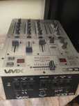 DJ MIXER - Behringer VMX 300 PRO