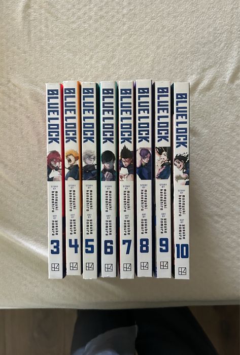 Carti manga demon slayer, chainsaw man, blue lock, etc