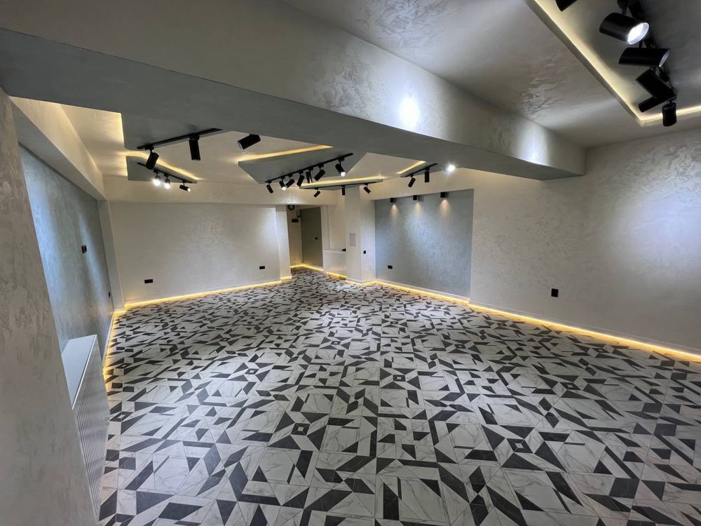 Супер Цена. ПРОДАЁТСЯ ПОМЕЩЕНИЕ! с АРЕНДАТОРОМ! Ц-5 (Korzinka) - 60m2