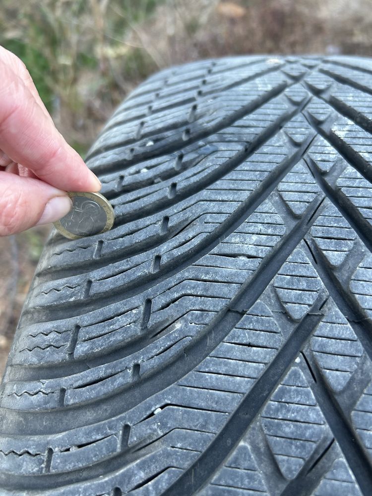 Зимни гуми BFGoodrich 235/45 R18