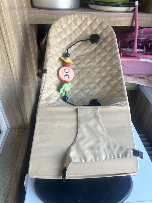 Продам шезлонг  срочно