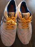 Adidasi Asics de alergat