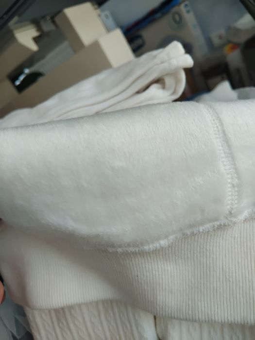 Strampi grosi/flausati pe interior