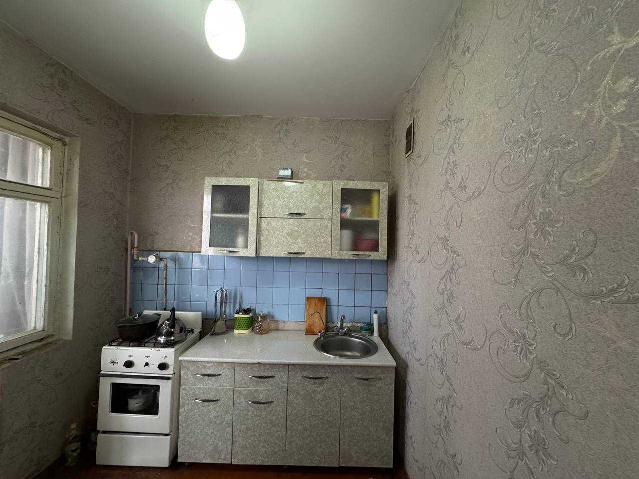 Yashnobod Tuzel 1 kvartal 33 domda 1 xona 39 kvadrat uy (9 etaj)