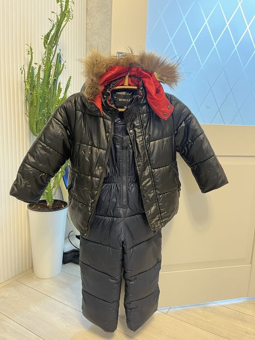 Куртка комбинезон в отличном состоянии.