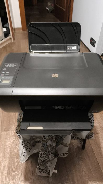 принтер HP Deskjet Ink Advantage 2515 PRINT SCAN COPY