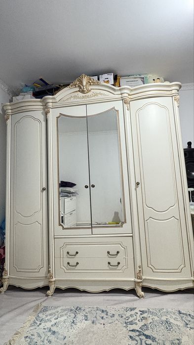 Гарнитур спальный