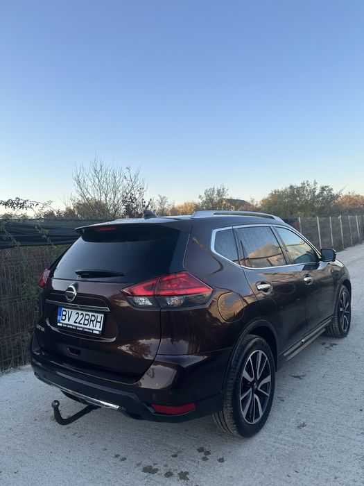 Nissan X Trail 2019 4x4 automat 120.00 KM usor avariat / lovit