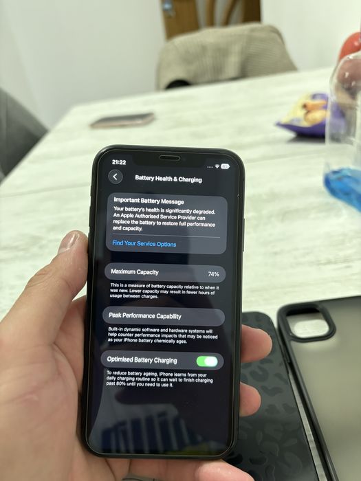 Vand iphone 11! Pret negociabil!